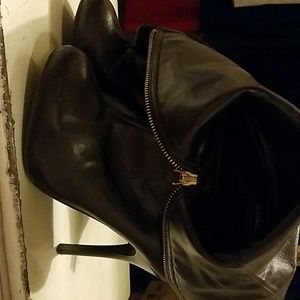 Dark brown Loveculture high-heel booties/boots